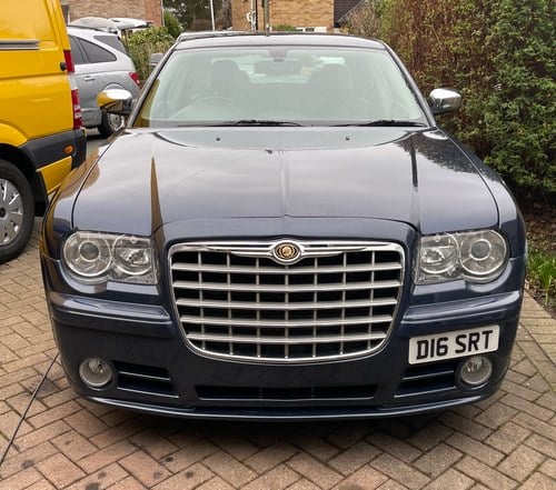 2007 Rare 300C SRT8 6.1, Blue With Factory Extras, Only 61K Miles Till salu