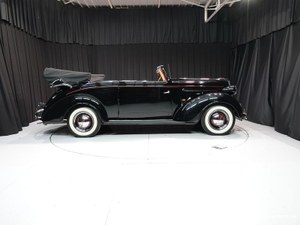 1937 Chrysler Grand Caravan