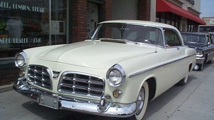 Chrysler Windsor Coupé V8 5.4L. 1955