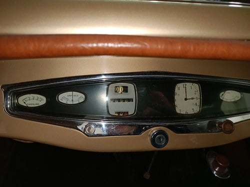 1929 Chrysler Imperial - 9