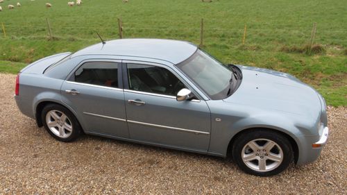 Picture of 2010 Chrysler 300C 3.0 V6 CRD SE 4 DOOR AUTO LOW MILEAGE - For Sale