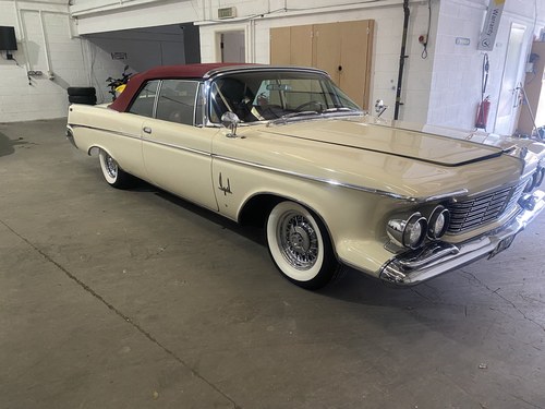 1963 Chrysler Imperial Crown