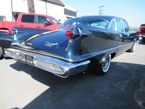 1957 Chrysler Imperial - 5