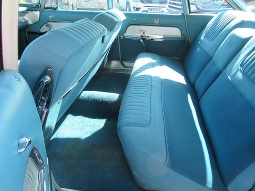 1957 Chrysler Imperial - 9