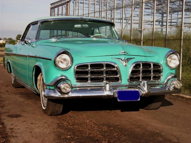 1956 Chrysler Imperial - 4