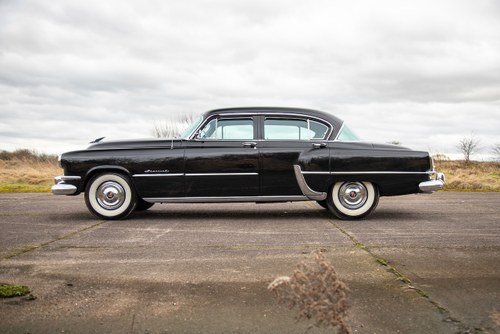 1954 Chrysler Imperial - 8