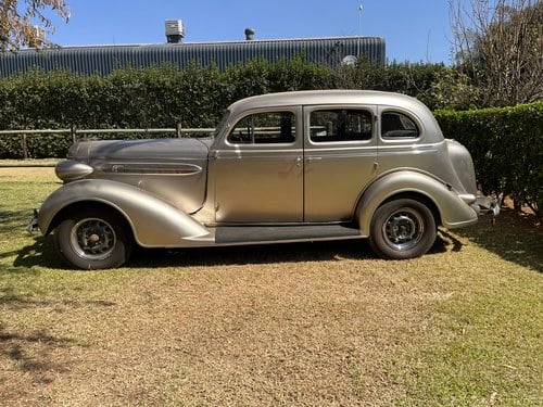 1938 Chrysler 8