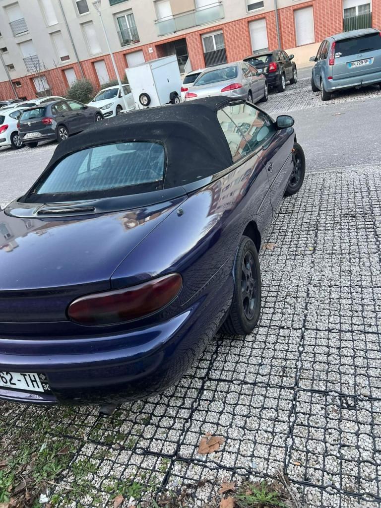 Stratus 34 1999 Chrysler Stratus Purple Manual, 5 speed Left Hand Drive in ...