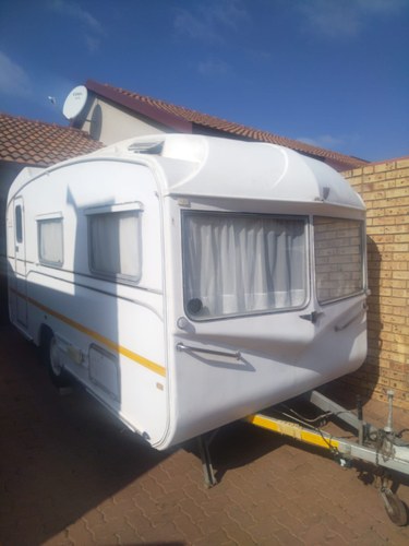 1972 Royale Vintage Classic Caravan (First come first serve) Kaufen Bei