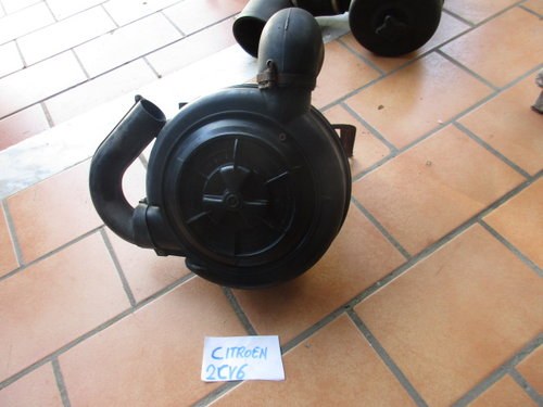 Air filter housing for Citroen 2cv6 A vendre