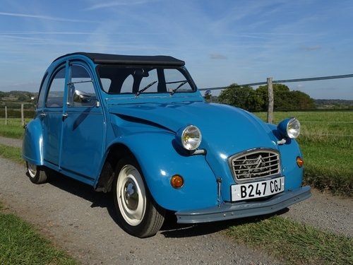 Brilliant 1985 Citroen 2CV, lowered and "tweaked",great fun! For Sale