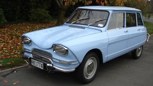 1969 Citroen Right Hand Drive AMI 6 Estate 602 cc. Te koop