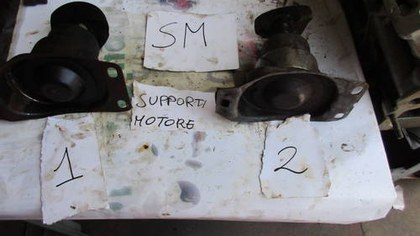 Engine supports for Citroen Sm