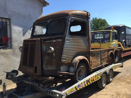 1955 HY pick up rolling shell En Venta