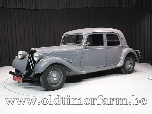1951 Citroën Traction 11BL Malle Plate '51 For Sale