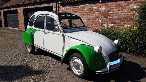 1987 Low Mileage 2CV A vendre