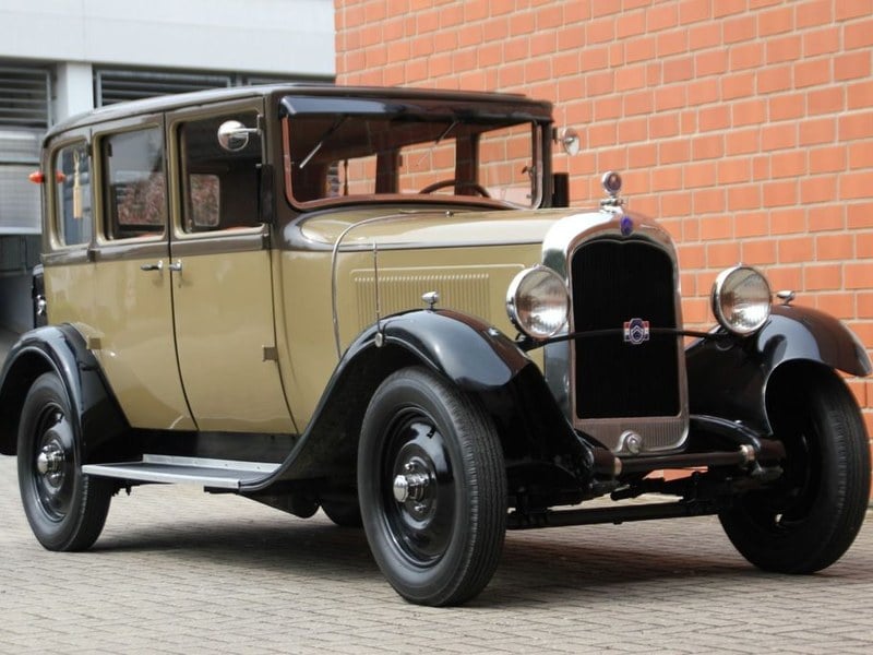 Citroën AC4, Sechsfenster Limousine