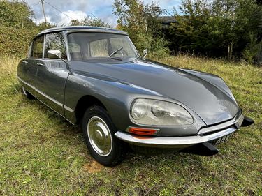 exceptional 1967 Citroen DS 21 Pallas manual, full leather