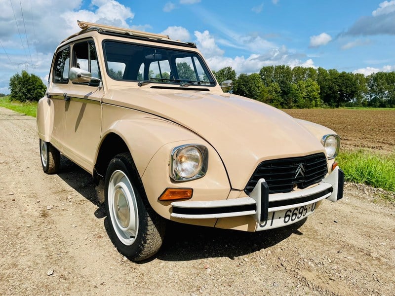 Dyane 6 beige colorado 118.000 km 03-1982