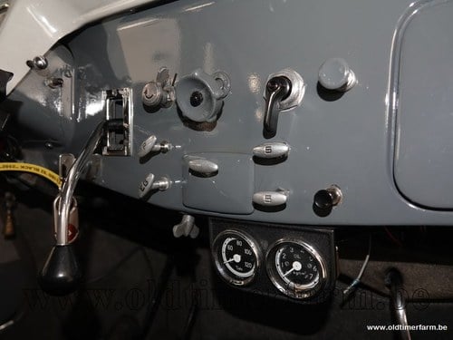 1952 Citroen Traction Avant - 9