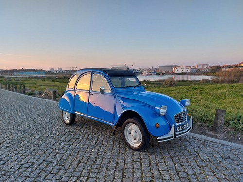 1987 Citroën 2CV 6 Club Bleue des Tropiques VENDIDO