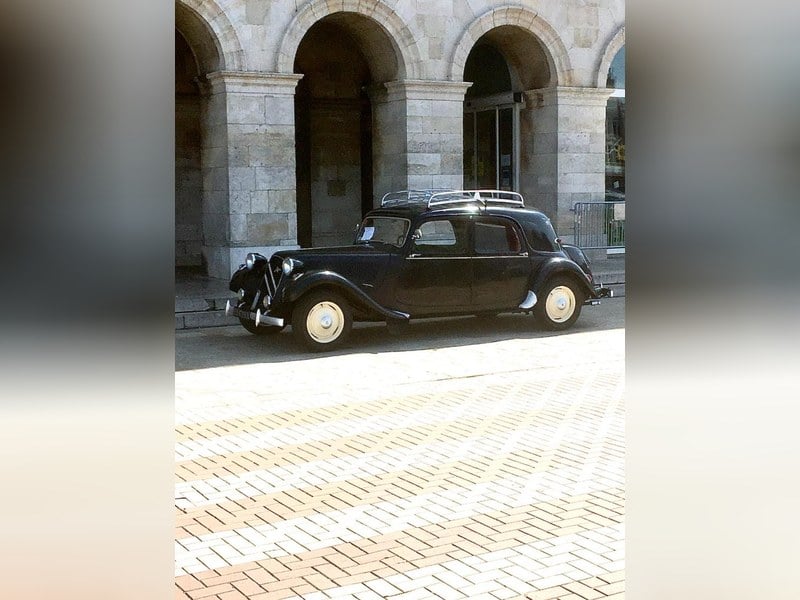 CITROEN Traction 11 B - 1953