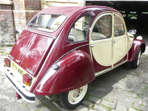 Citroen 2CV 6 Special Edition Charleston