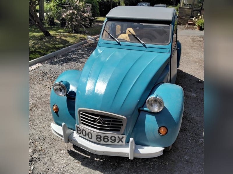 Rapid Classics: Eine Suche. Alle Oldtimer. 11 » Rapid Classics: Eine Suche. Alle Oldtimer. 1982 Citroen 2CV 6