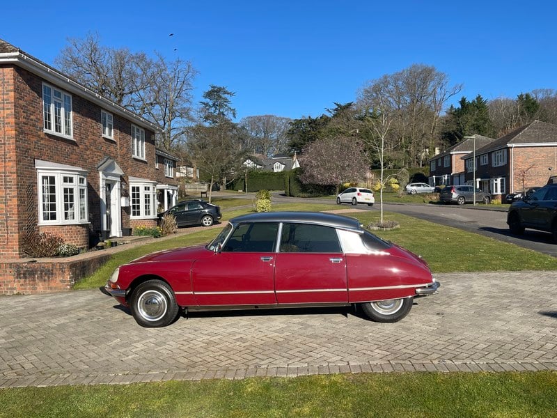 Rapid Classics: Eine Suche. Alle Oldtimer. 7 » Rapid Classics: Eine Suche. Alle Oldtimer. 1974 Citroen DS Third Generation 23