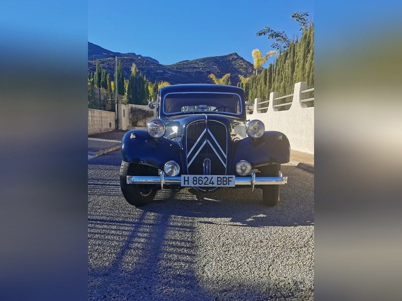 'Traction Avant' 1957 Citroen 11B Normale