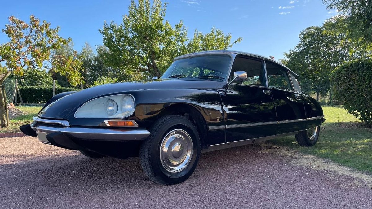 Ds 1973 1973 Citroen DS Black Manual, 5 speed Left Hand Drive in Nieulle-sur ...
