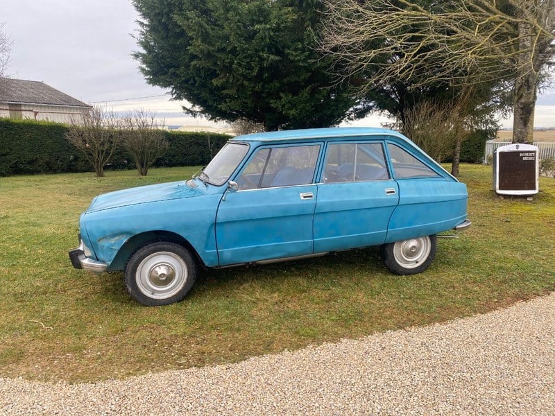 Citroën Ami 8 et Super Service | Caractéristiques | Auto Forever Citroën Ami 8 et Super Service | Caractéristiques | Auto Forever