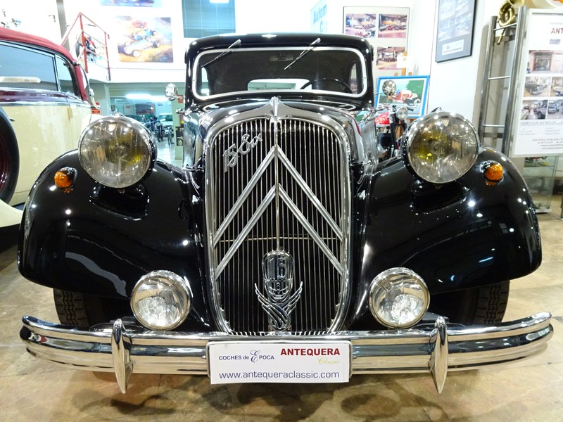 1951 Citroen Traction Avant - 2 1951 Citroen Traction Avant - 2