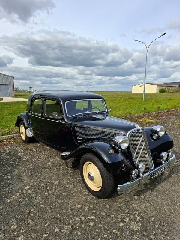 1953 Citroen Traction Avant - 2 1953 Citroen Traction Avant - 2