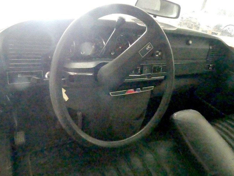 1975 Citroen DS - 2 1975 Citroen DS - 2