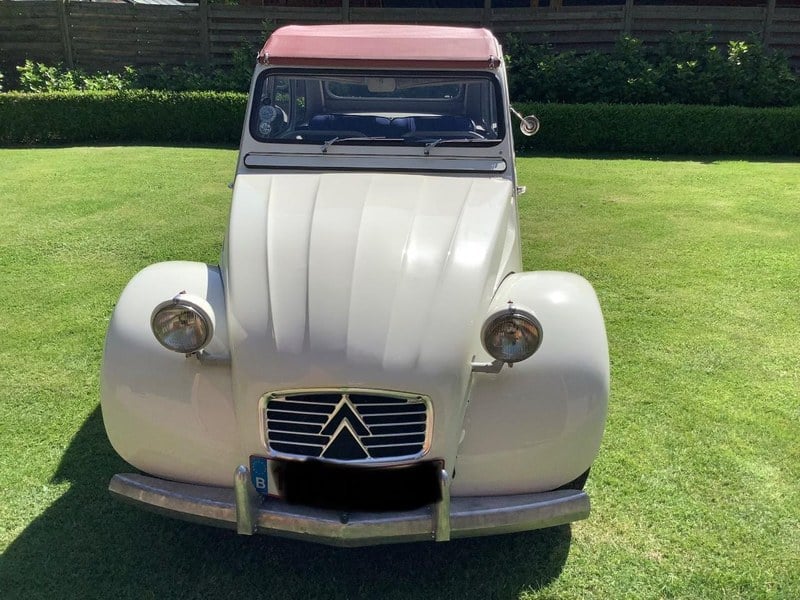 1961 Citroen 2CV - 1 1961 Citroen 2CV - 1