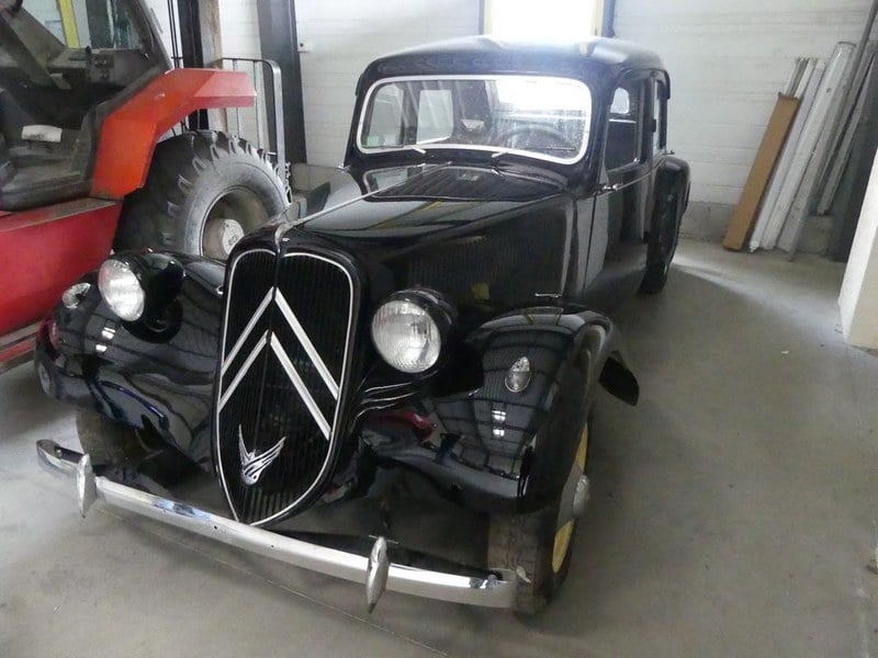 1957 Citroen Traction Avant - 2 1957 Citroen Traction Avant - 2