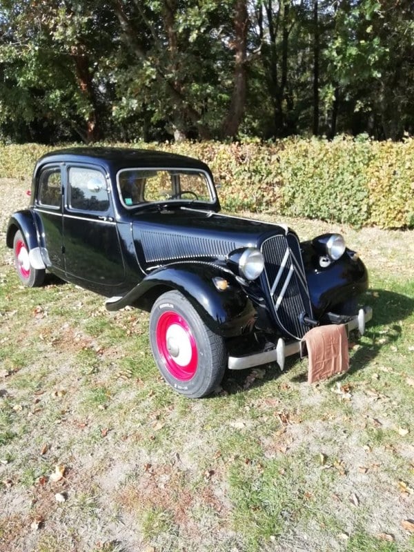 1952 Citroen Traction Avant - 1 1952 Citroen Traction Avant - 1