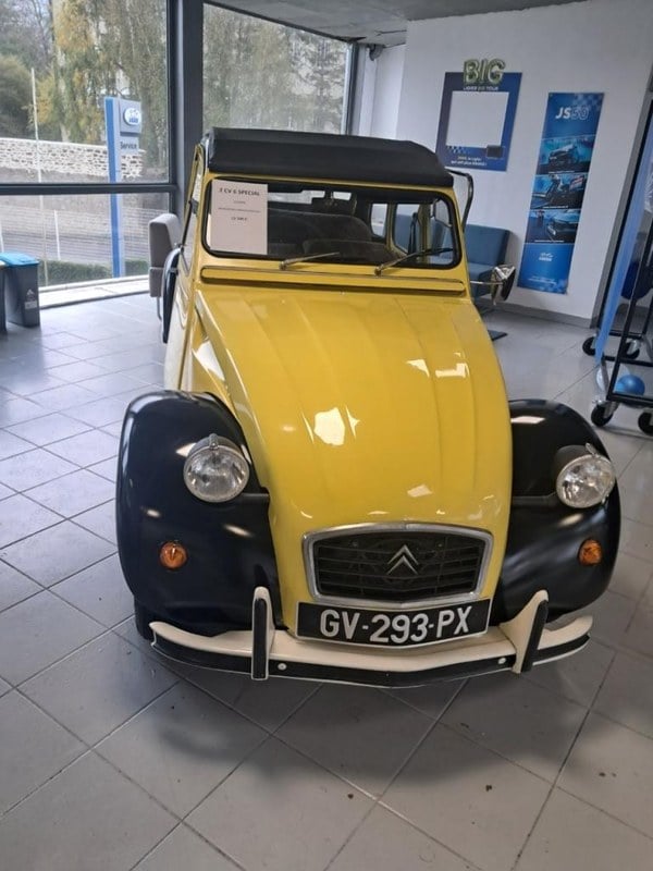 1976 Citroen 2CV - 1 1976 Citroen 2CV - 1