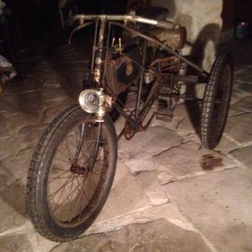 Picture of Clement tricycle 1899, Clement motor cycle