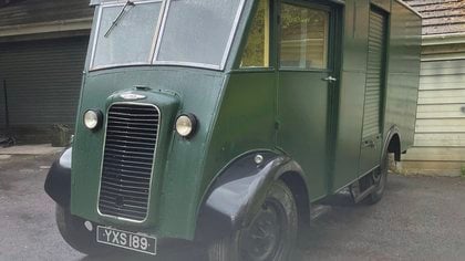 1951 Commer Q25 delivery van