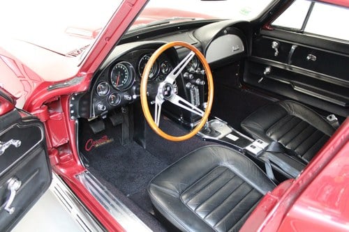 1966 Corvette C2  Sting Ray - 6