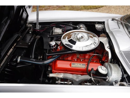 1963 Chevrolet Corvette - 3