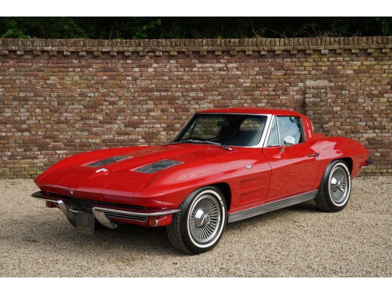 1963 Corvette C2 Sting Ray Split Window