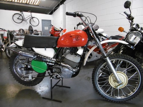 1968 CZ 250 980 FULL RESTORATION In vendita
