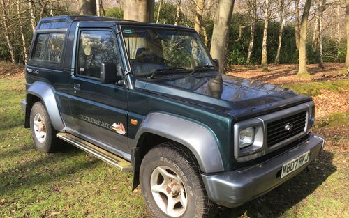1995 Daihatsu Fourtrak Independent TDX 7-Seat 'Timberline' (picture 1 of 34)