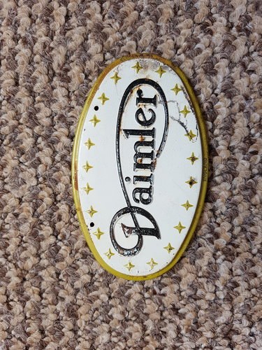 Rare Collectable Daimler Promotional Badge c 1950s For Sale