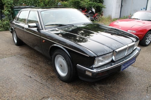 1994 Highly Original & Desired Daimler Double Six 6.0 Automatic SOLD