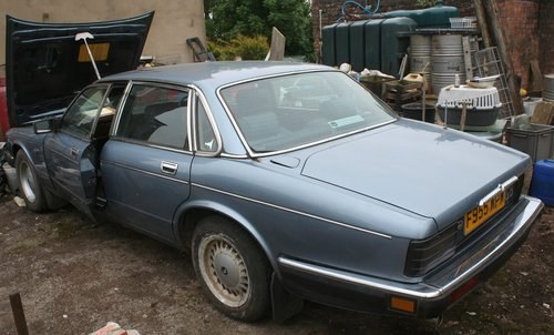 1988 Daimler, 3,600 automatic For Sale by Auction
