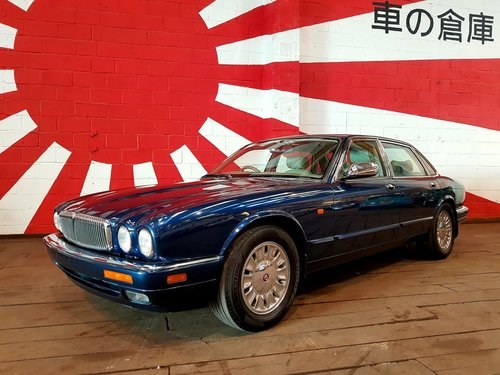 1995 DAIMLER DOUBLE SIX 6.0 V12 * ONLY 27340 MILES *  SOLD